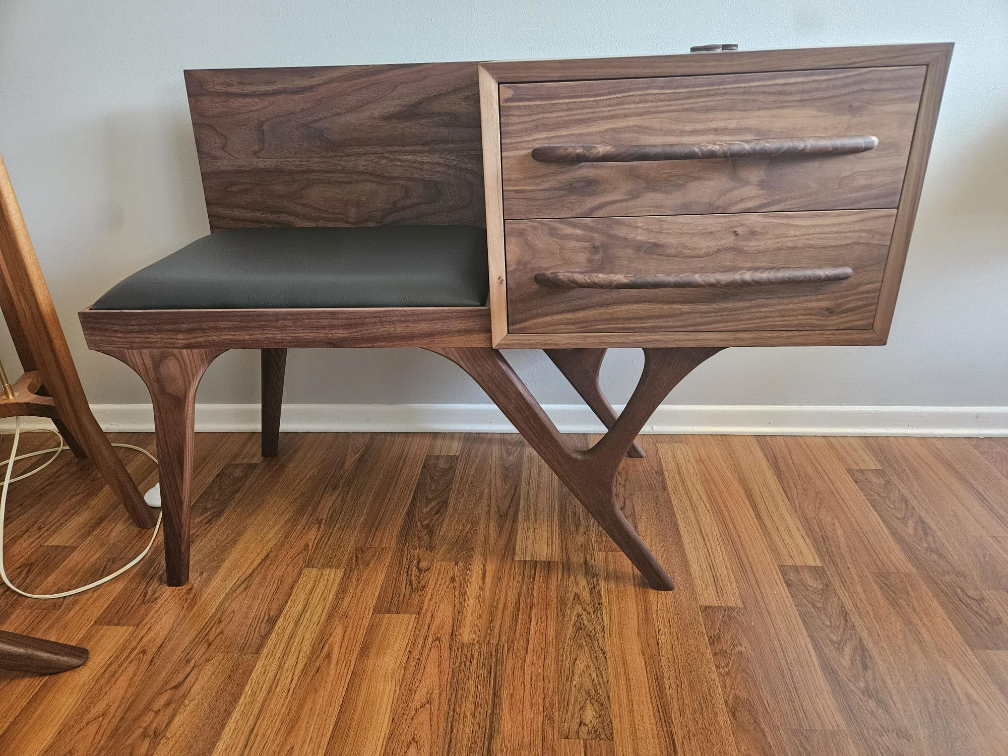 Telephone Desk (Walnut)