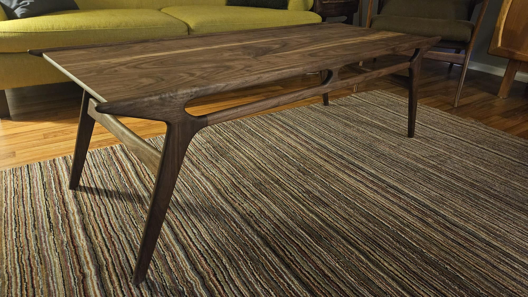 Coffee Table (Walnut)